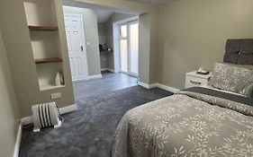Private Studio Retreat & Wifi & Hd Tv & Near Town Center